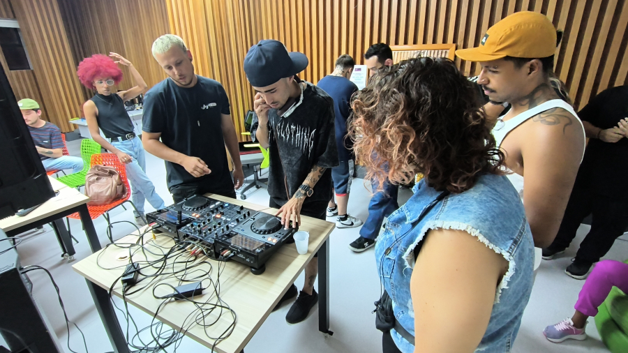Sesc Caxias abre inscrições gratuitas para cursos presenciais do LABmais