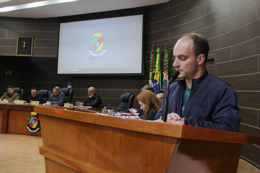 Agricultor propõe debate sobre êxodo rural e necessidade de políticas para permanência do jovem no campo